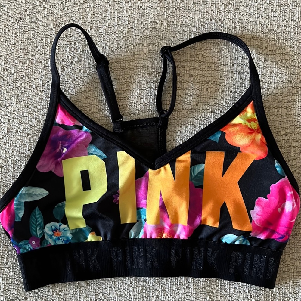 PINK sports bra open to offers!!!